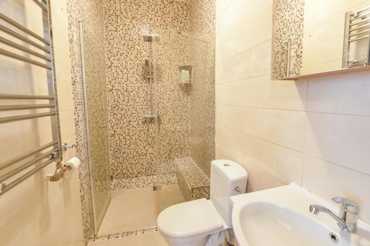 Courtyard Gallery Apartment With Free Parking Kaunas Dış mekan fotoğraf